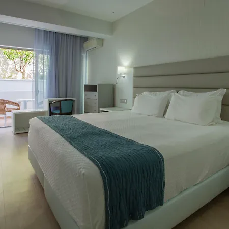 Otel Carvi 3*