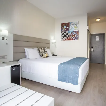 Carvi Hotel 3*