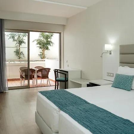 Otel Carvi 3*