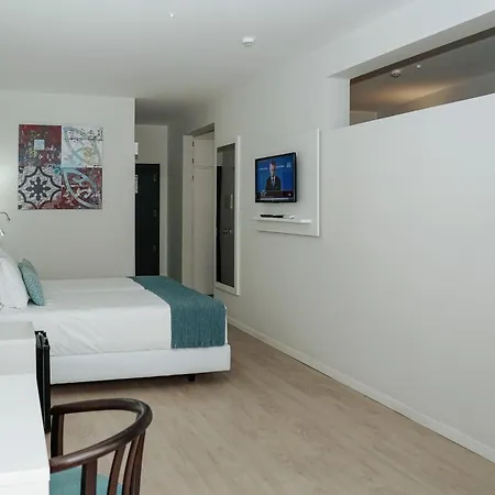 Otel Carvi 3*